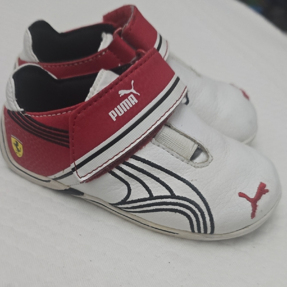 Puma Baby Shoes in Red and White